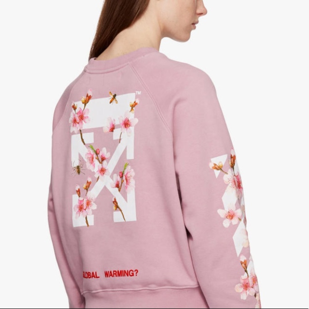 OFF WHITE CHERRY BLOSSOM CROP CREWNECK